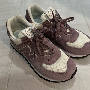 New Balance Women's 574 Rugged Sneaker